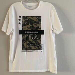 Men's T-shirt size L Reserved worn once